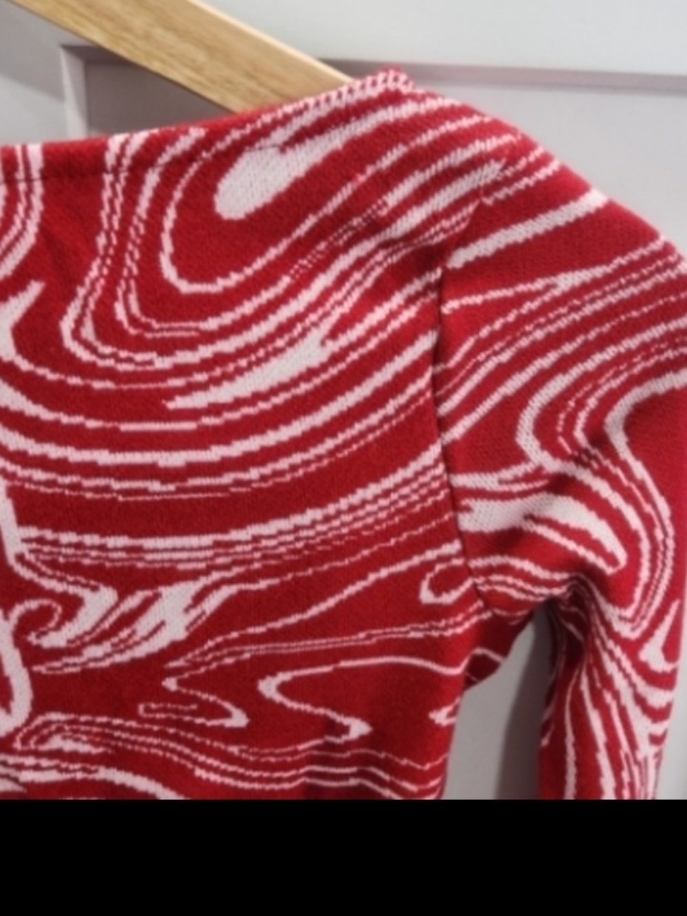 ZARA Jacquard Red Swirl Mini Dress Knit Long Sleeve Medium Sweetheart Bodycon - Picture 4 of 7
